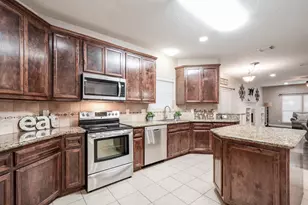 16148 Broadwater Dr, Crosby, TX 77532 - Photo 11