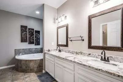 16148 Broadwater Drive, Crosby, TX 77532 - Photo 31