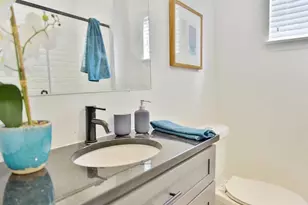 219 Marshall St, Houston, TX 77006 - Photo 11