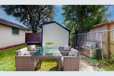 210 Outlook Drive, Houston, TX 77034 - Photo 23