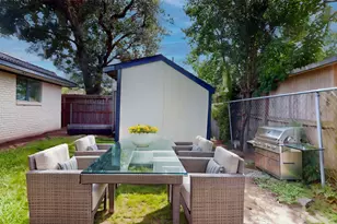 210 Outlook Dr, Houston, TX 77034 - Photo 23