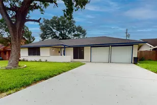 210 Outlook Dr, Houston, TX 77034 - Photo 3