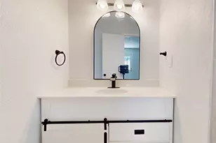 210 Outlook Dr, Houston, TX 77034 - Photo 13