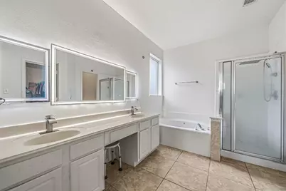 10319 Stan Brook Drive, Houston, TX 77089 - Photo 23