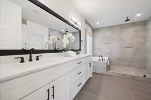 1739 Ojeman Point Ln, Houston, TX 77055 - Photo 19