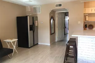 216 W G St, La Porte, TX 77571 - Photo 3