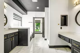 11915 Helene Ct, Pinehurst, TX 77362 - Photo 19