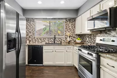 9919 Loch Dane Drive, Houston, TX 77070 - Photo 5