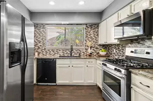 9919 Loch Dane Dr, Houston, TX 77070 - Photo 5