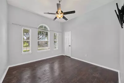 3519 Crescent Drive, Pearland, TX 77584 - Photo 13