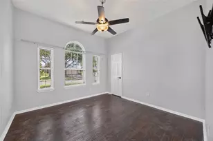 3519 Crescent Dr, Pearland, TX 77584 - Photo 13