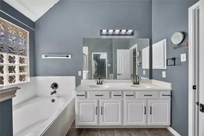 3519 Crescent Drive, Pearland, TX 77584 - Photo 21