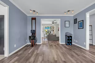 5458 Ariel St, Houston, TX 77096 - Photo 11