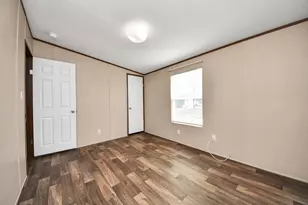 18292 Bellfounder Dr, Conroe, TX 77306 - Photo 9