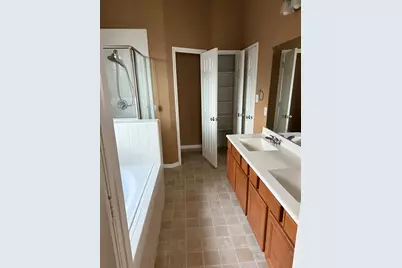 1818 Sonoma Breeze Drive, Houston, TX 77049 - Photo 19