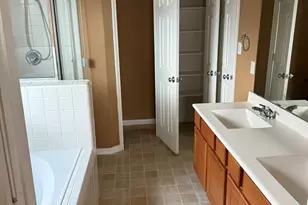 1818 Sonoma Breeze Dr, Houston, TX 77049 - Photo 19
