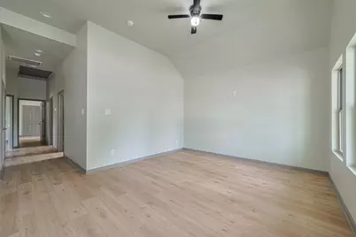 1909 Oregon Street, Baytown, TX 77520 - Photo 11
