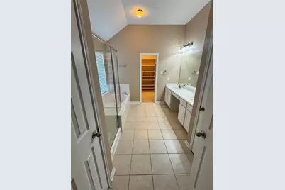 3219 Witney Way, Fresno, TX 77545 - Photo 9