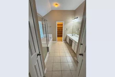 3219 Witney Way, Fresno, TX 77545 - Photo 9