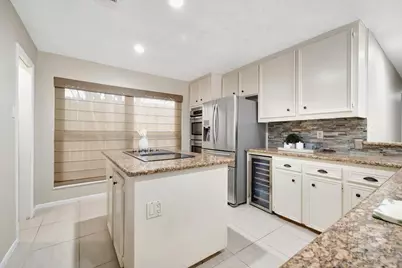 4330 Shady Springs Drive, Seabrook, TX 77586 - Photo 15