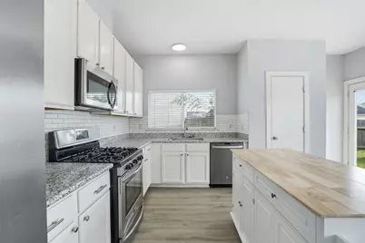 11930 Longwood Garden Way, Houston, TX 77047 - Photo 19