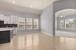 12426 Cumberland Dr, Texas City, TX 77568 - Photo 17