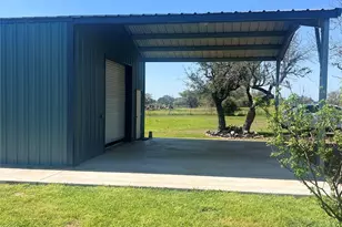 1689 Co Rd 315, Yoakum, TX 77995 - Photo 49