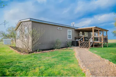 1689 County Road 315, Yoakum, TX 77995 - Photo 5