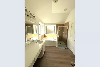 811 Belvedere Drive, Conroe, TX 77301 - Photo 11