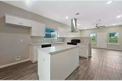 4510 Mayflower Street #A/B, Houston, TX 77051 - Photo 19