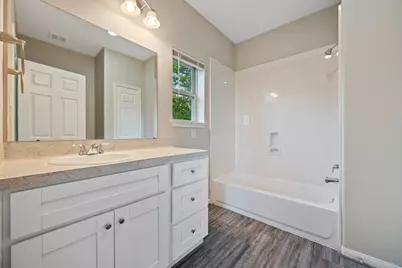 4510 Mayflower Street #A/B, Houston, TX 77051 - Photo 11