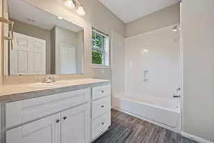 4510 Mayflower St, Houston, TX 77051 - Photo 11