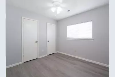 16003 Surrey Woods Drive, Friendswood, TX 77546 - Photo 21