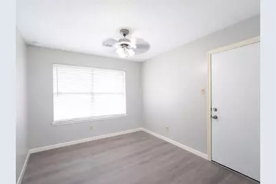 16003 Surrey Woods Drive, Friendswood, TX 77546 - Photo 11