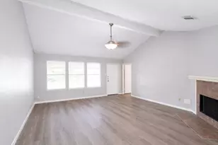 16003 Surrey Woods Dr, Friendswood, TX 77546 - Photo 13