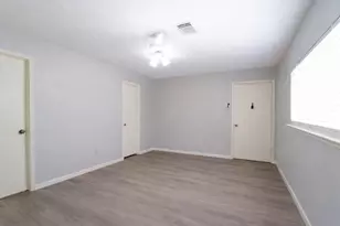 16003 Surrey Woods Dr, Friendswood, TX 77546 - Photo 25