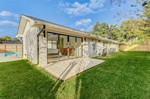 1803 Seaspray Ct, Houston, TX 77008 - Photo 47