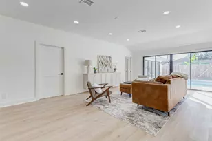 1803 Seaspray Ct, Houston, TX 77008 - Photo 11