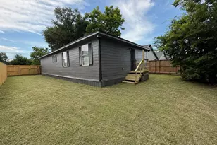 7902 Bowen St, Houston, TX 77051 - Photo 17