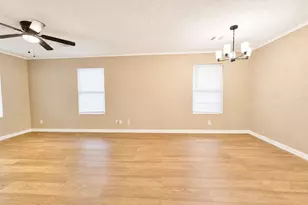 7902 Bowen St, Houston, TX 77051 - Photo 5