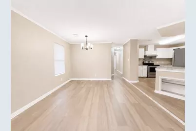 7902 Bowen Street, Houston, TX 77051 - Photo 3