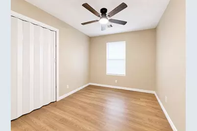 7902 Bowen Street, Houston, TX 77051 - Photo 15