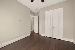 8326 Ginger Oak St, Houston, TX 77055 - Photo 35