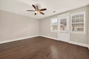8326 Ginger Oak St, Houston, TX 77055 - Photo 29
