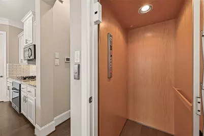 8326 Ginger Oak Street, Houston, TX 77055 - Photo 9