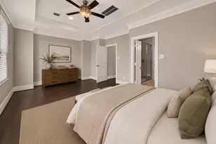 8326 Ginger Oak St, Houston, TX 77055 - Photo 13