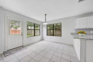 6414 Oakburl Ct, Sugar Land, TX 77479 - Photo 11