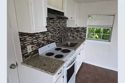 114 Canton Street #1/2, Houston, TX 77012 - Photo 3