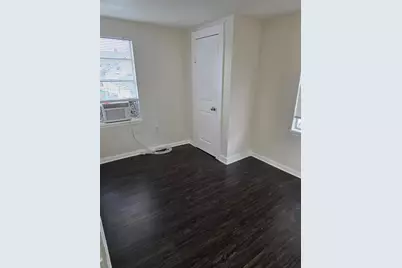 114 Canton Street #1/2, Houston, TX 77012 - Photo 9