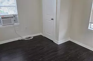 114 Canton St, Houston, TX 77012 - Photo 9